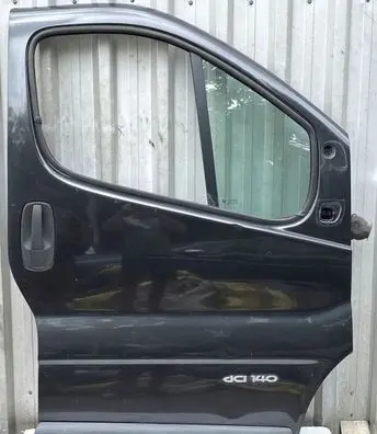 Renault Trafic II (X83) Front door