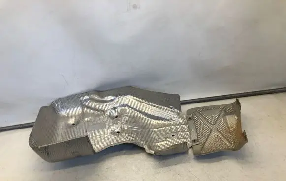 Mercedes-Benz GLE W167 Exhaust heat shield A1676802603