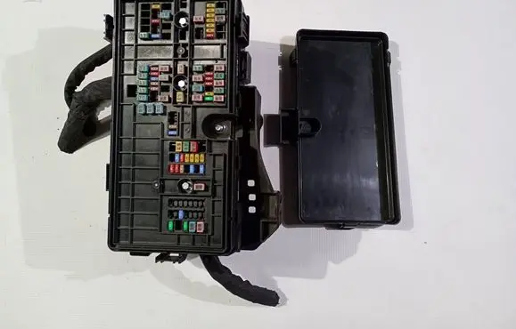 Ford Explorer VI Fuse box set L1MT14D068MG02