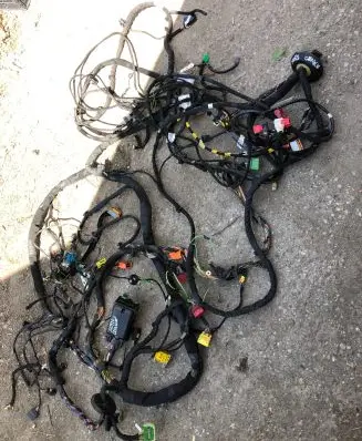 Opel Grandland X Right interior wiring harness 9825810080