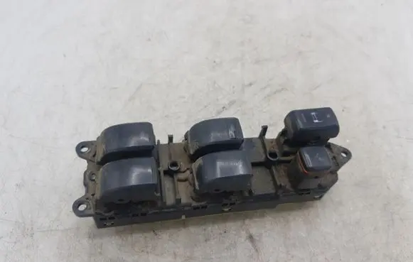 Toyota Corolla Verso AR10 Electric window control switch 8404044030 514775