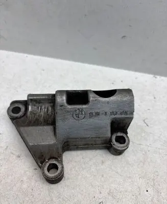 BMW 5 E39 Generator/alternator bracket 2247619 1116