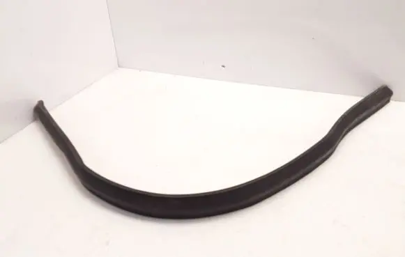 Opel Zafira B Engine compartment rubber 