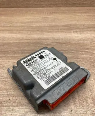 Renault Scenic I Airbag control unit/module 8200117652 600639500