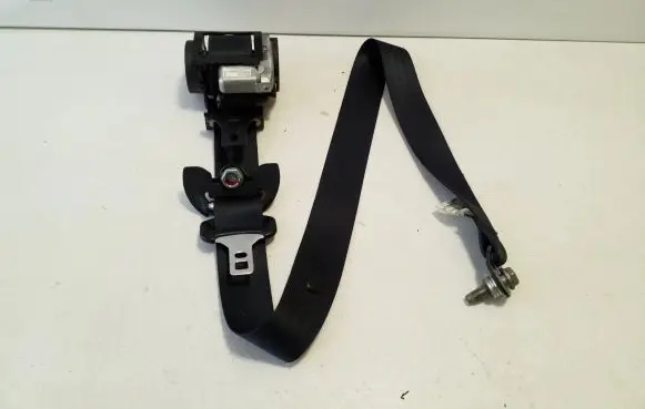 Mitsubishi Outlander Front seatbelt 607677300C 6066747