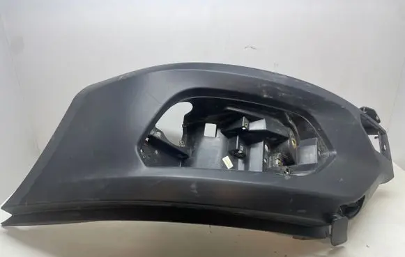 Iveco Daily 6th gen Front bumper corner part panel trim 