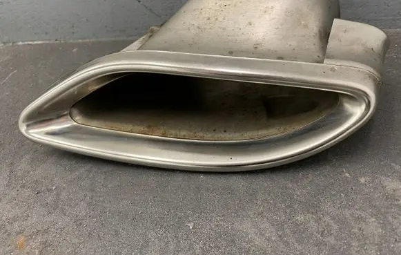 Mercedes-Benz B W246 W242 Muffler trim A2464900327