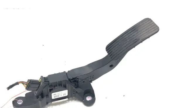 Hyundai Elantra VI Accelerator throttle pedal 32700-XXXXX