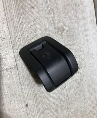 Audi A3 S3 8V ISOFIX cover 8V0887233A