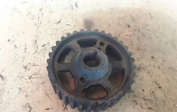 Citroen C4 I Picasso Fuel pump gear (pulley) 9636947780