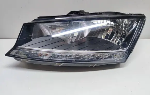 Skoda Fabia Mk3 (NJ) Headlight/headlamp 6V1941015D
