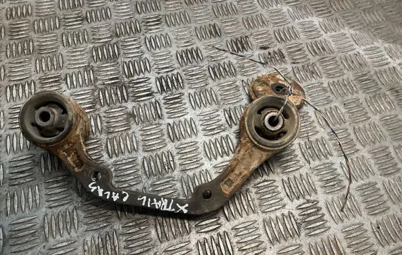 Nissan X-Trail T30 Rear subframe 