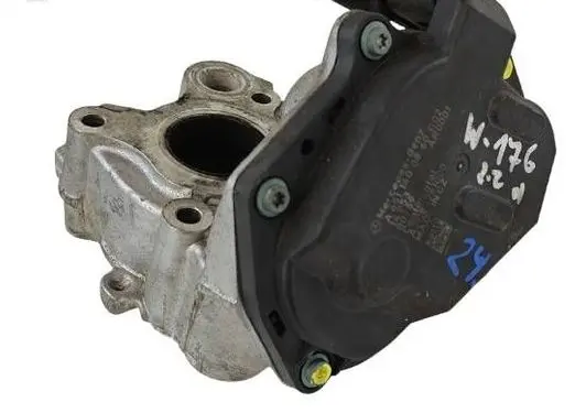 Mercedes-Benz A W176 EGR valve 6511400860