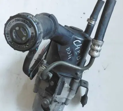 Citroen C4 II Power steering pump 967674080