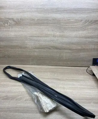 Hyundai ix20 Front door trim (molding) 825401P000