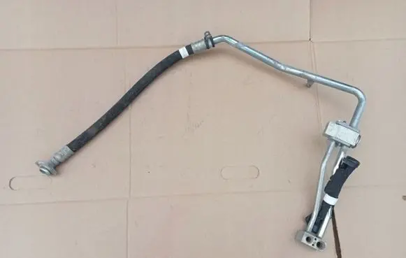 Mercedes-Benz CLK A208 C208 Air conditioning (A/C) expansion valve 2028300184