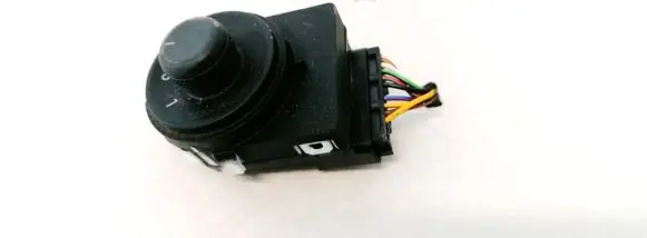 Opel Astra J Wing mirror switch 13271827 211723