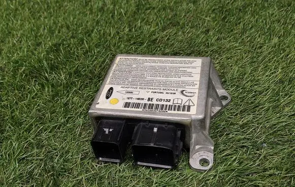 Ford Mondeo Mk III Airbag control unit/module 1S7T14B056BE