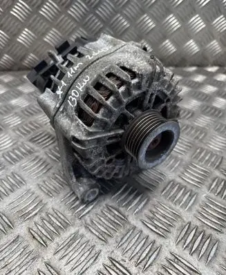 BMW X1 E84 Generator/alternator 7802261 2543461E FG18S019