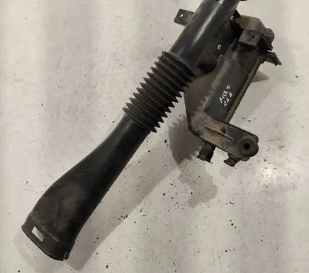 Intake resonator