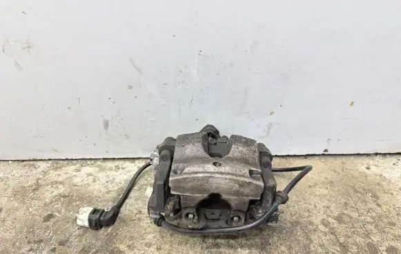 Mercedes-Benz GLC C253 Rear brake caliper A2534230998