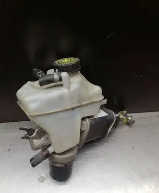 Mercedes-Benz E W211 Master brake cylinder A0004300312 A2114300302