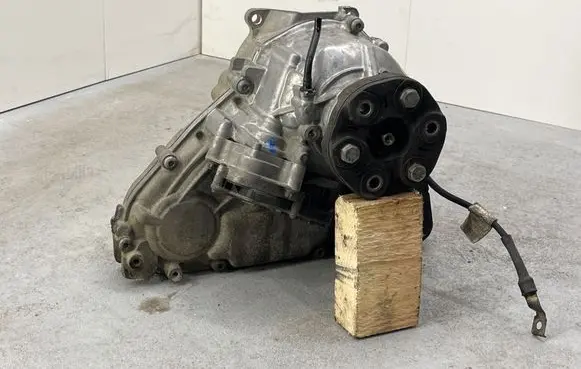 BMW X5 F15 Gearbox transfer box case 7505376 451640078