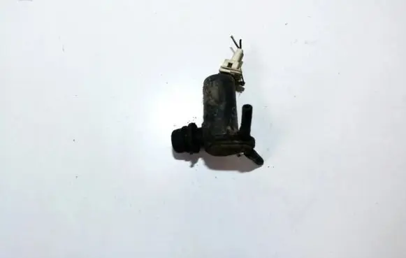 Ford Escort Windscreen/windshield washer pump 93bb17k624ba