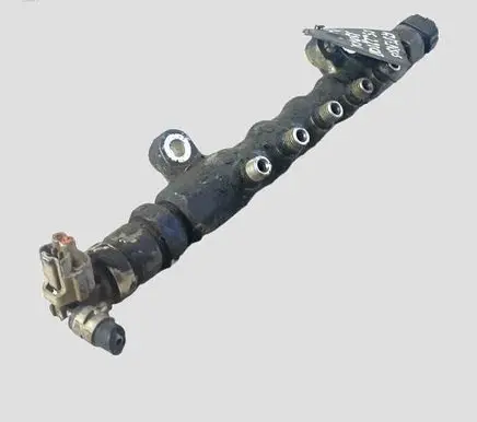 Toyota Avensis T250 Fuel main line pipe