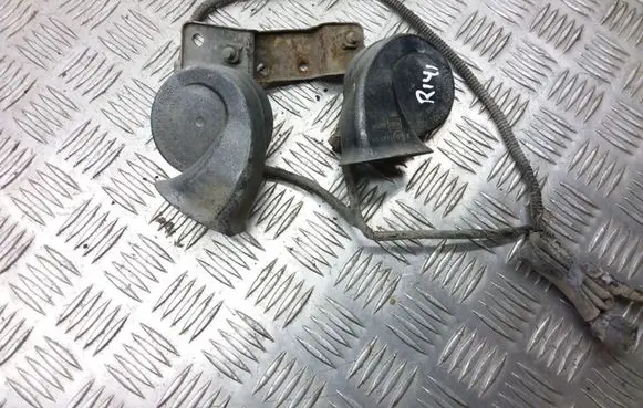 Subaru Legacy Horn signal