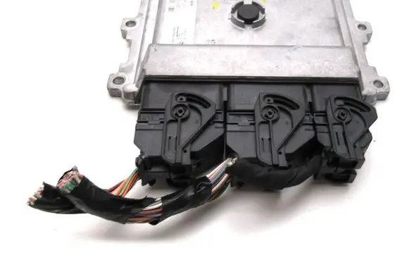 Dacia Sandero Engine control unit/module ECU