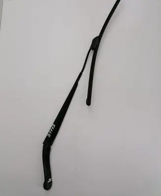 Cadillac CTS Front wiper blade arm 24025652