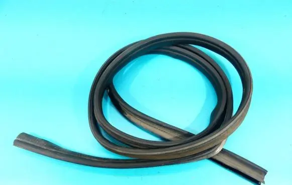 Mercedes-Benz GLK (X204) Trunk rubber seal (body) IMPRK1168281