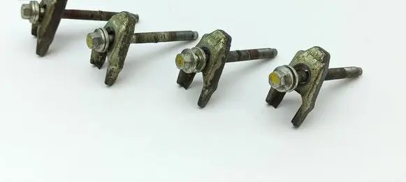 Nissan Primastar Fuel Injector clamp holder