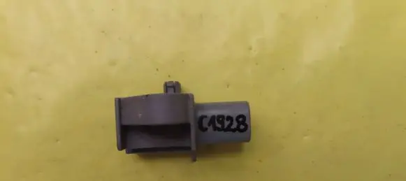 Mercedes-Benz C W204 Airbag deployment crash/impact sensor A2048201985