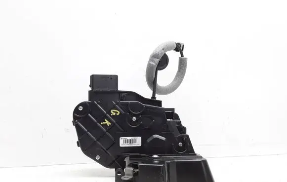 Volvo XC60 Rear door lock 30799327