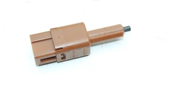 Nissan Leaf I (ZE0) Brake pedal sensor switch