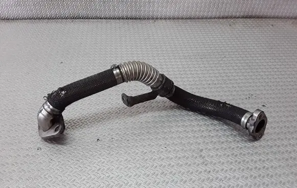 Volkswagen Phaeton EGR valve line/pipe/hose 07Z131520J