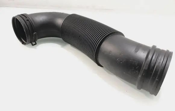 Skoda Octavia Mk3 (5E) Air intake duct part 5Q0129618J