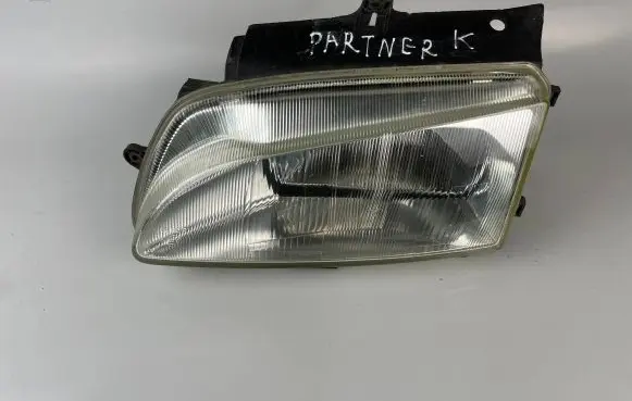 Peugeot Partner Headlight/headlamp 9621299980