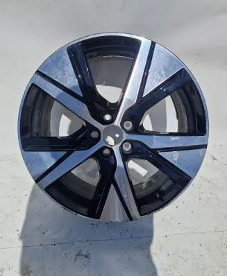 Volvo XC40 R19 alloy rim 