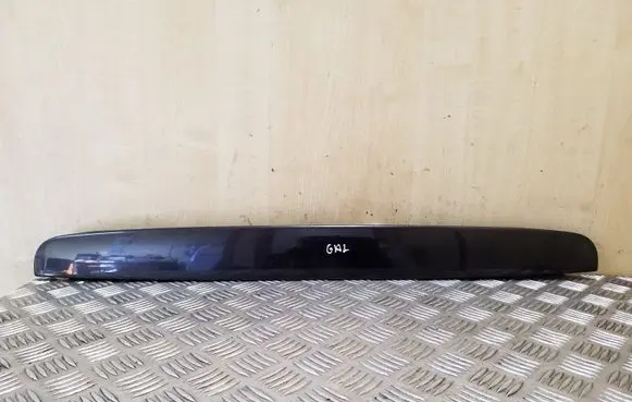 Hyundai Santa Fe Trunk door license plate light bar 873112B000