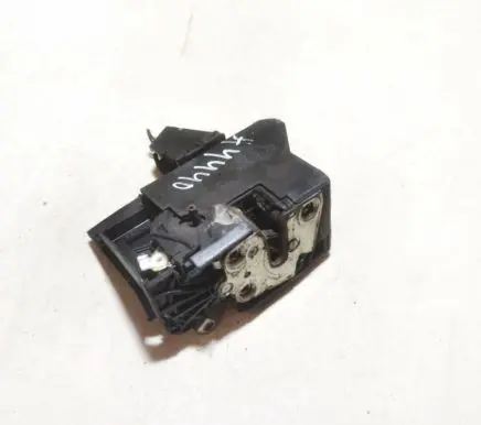 Dacia Sandero Rear door lock 825025375RD