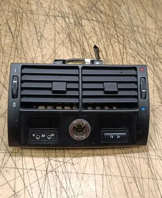 BMW X5 E53 Dash center air vent grill 8409081 8370910 8370911