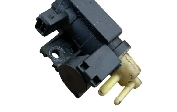 Nissan Qashqai Turbo solenoid valve 8200790180 16T204 70181405