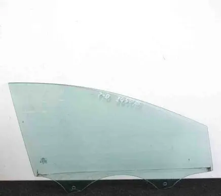Ford Focus Front door window glass four-door 43R000677 AS2