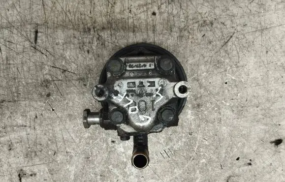 Volkswagen Golf IV Power steering pump