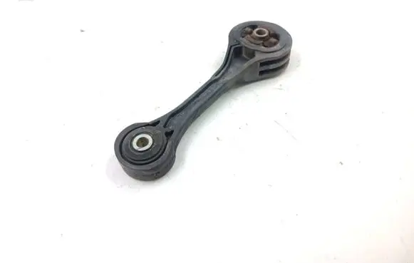 Engine mounting bracket