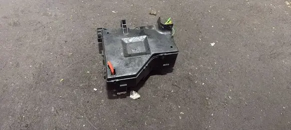 Volvo S40, V40 Fuse box set 30859714 72541985