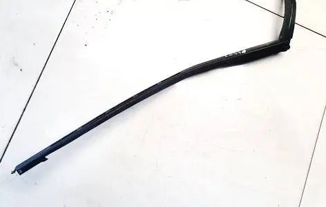 Peugeot 307 Front wiper blade arm 9656189380